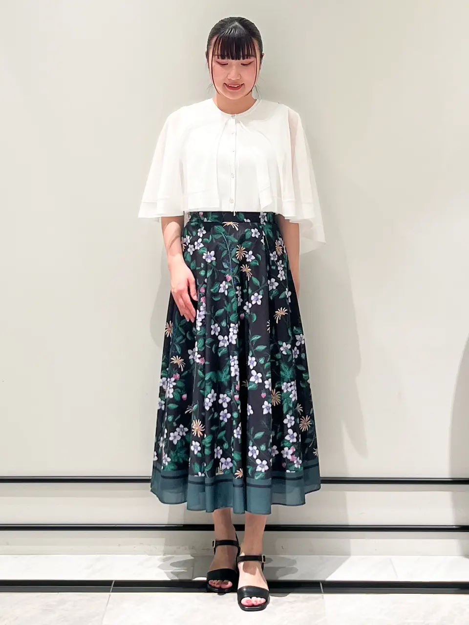 GRACE CONTINENTAL CHISAKO.S コーディネート画像