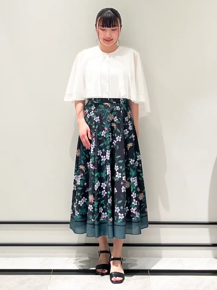 GRACE CONTINENTAL CHISAKO.S コーディネート画像