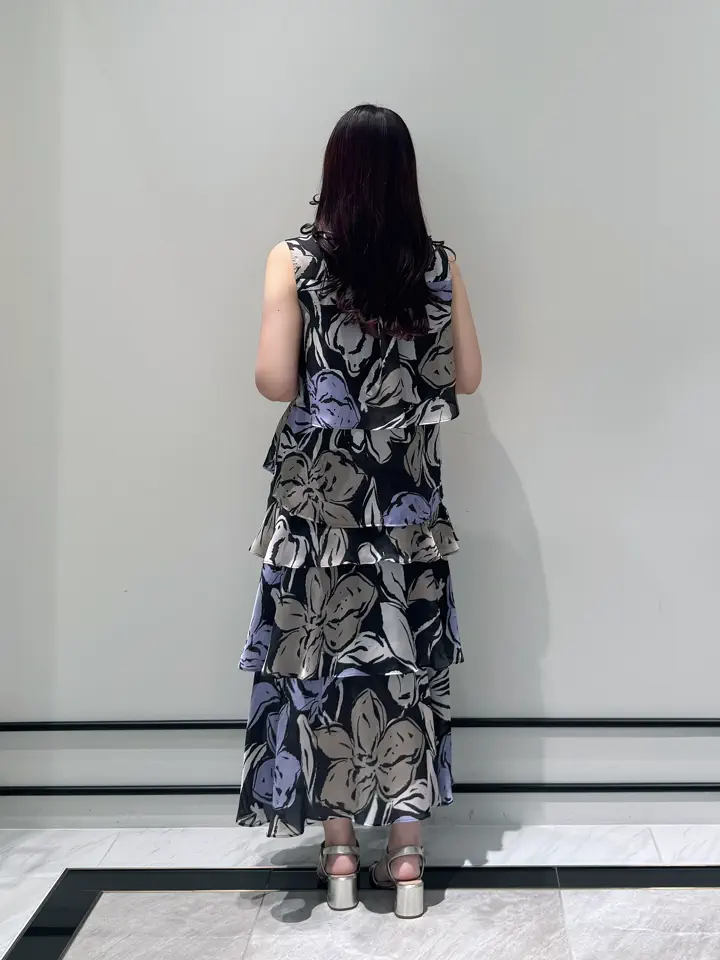 GRACE CONTINENTAL MOMOKO コーディネート画像