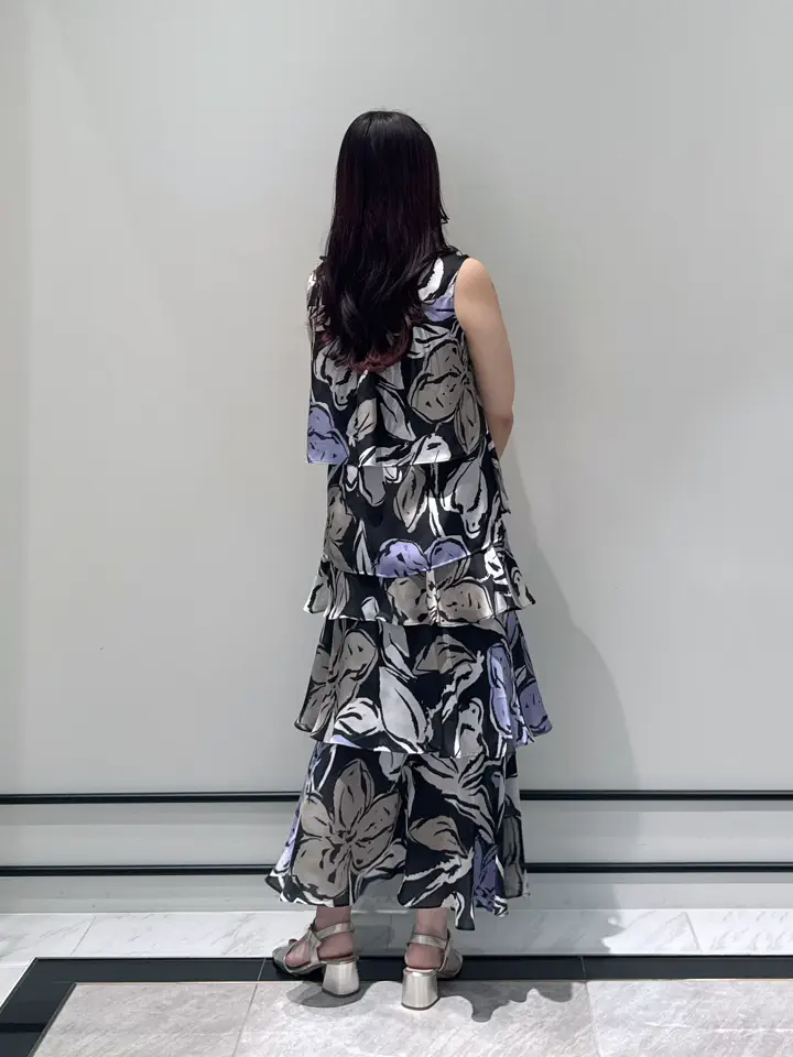 GRACE CONTINENTAL MOMOKO コーディネート画像