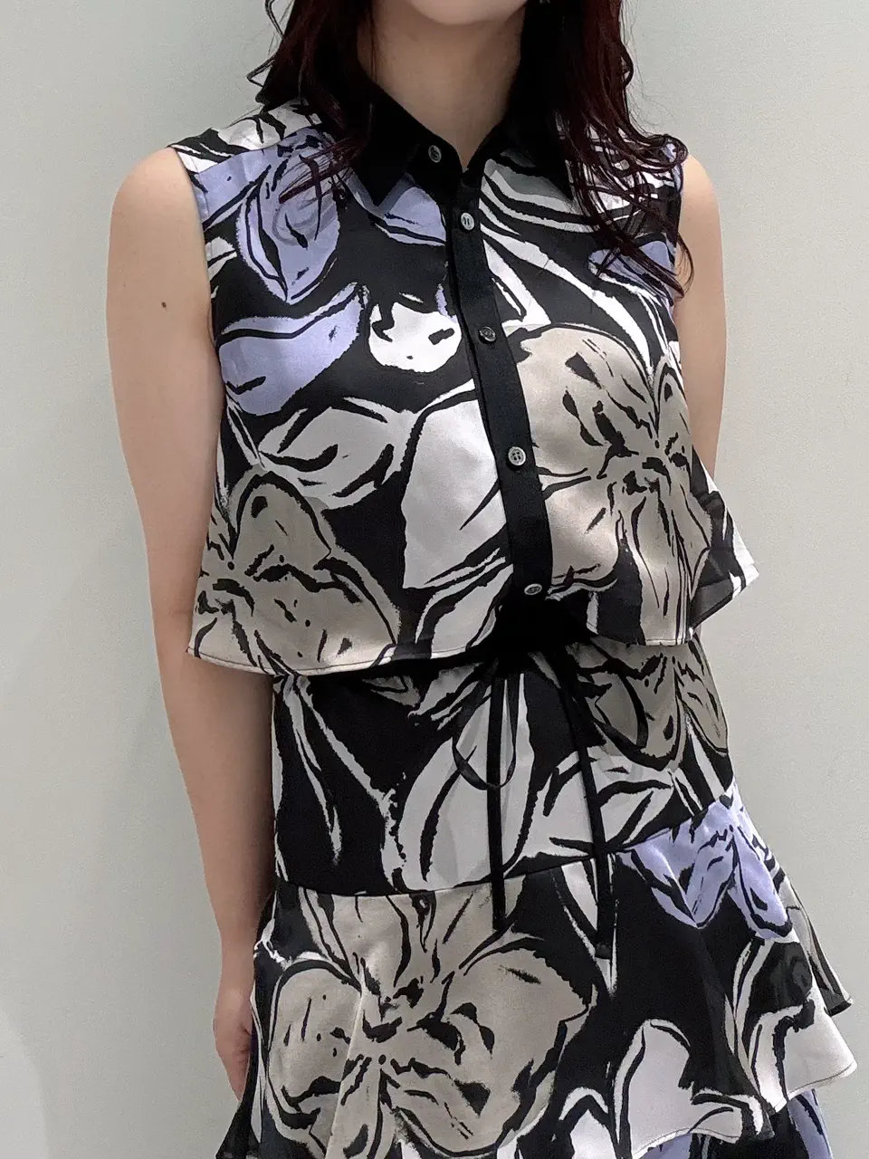 GRACE CONTINENTAL MOMOKO コーディネート画像