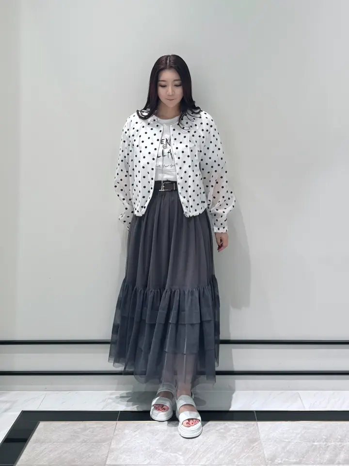 GRACE CONTINENTAL MOMOKO コーディネート画像