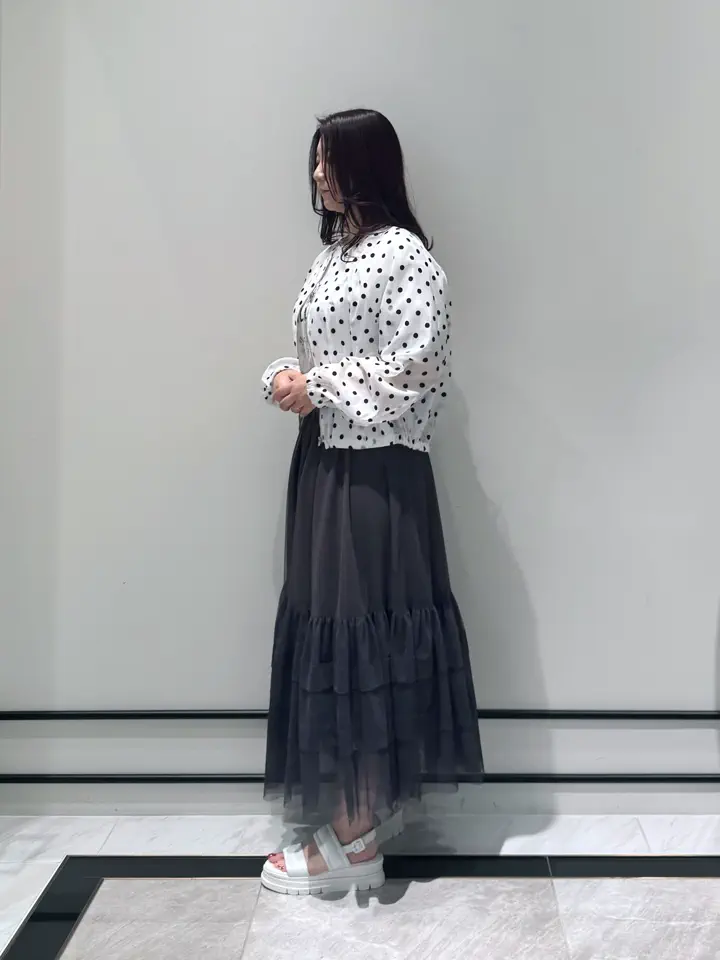 GRACE CONTINENTAL MOMOKO コーディネート画像