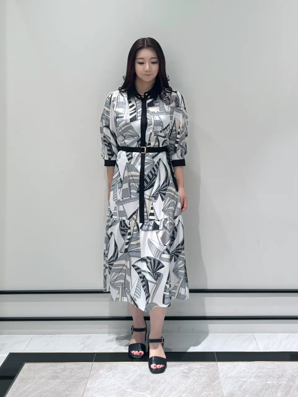 GRACE CONTINENTAL MOMOKO コーディネート画像