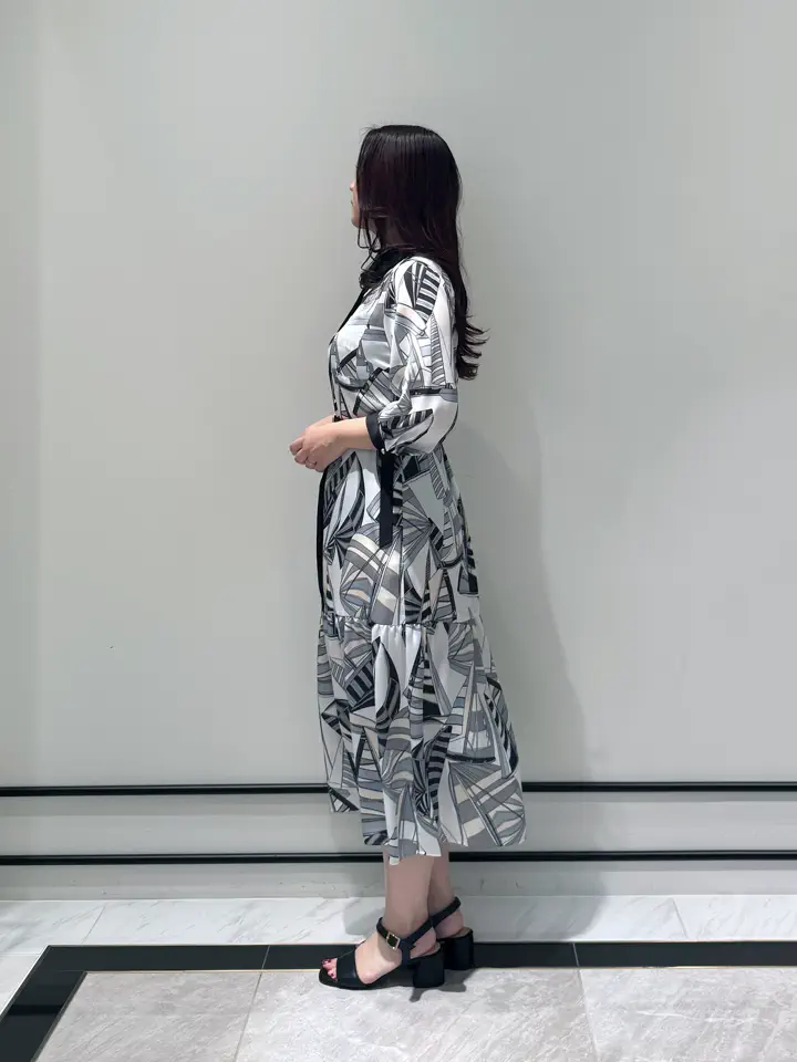 GRACE CONTINENTAL MOMOKO コーディネート画像