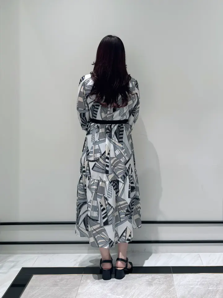 GRACE CONTINENTAL MOMOKO コーディネート画像