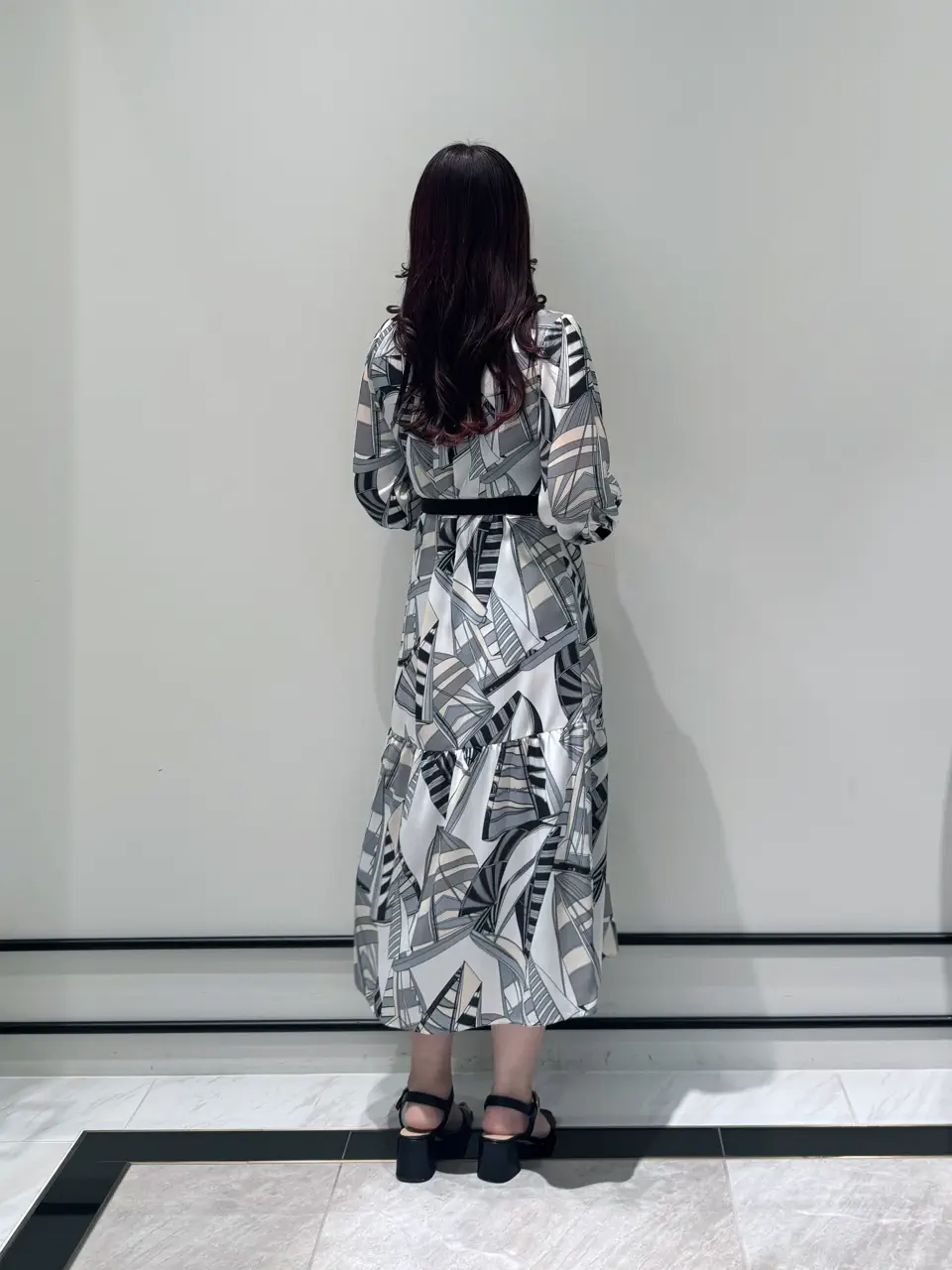 GRACE CONTINENTAL MOMOKO コーディネート画像