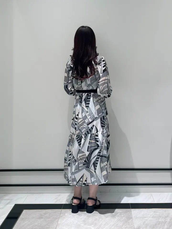 GRACE CONTINENTAL MOMOKO コーディネート画像