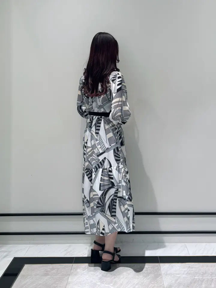 GRACE CONTINENTAL MOMOKO コーディネート画像