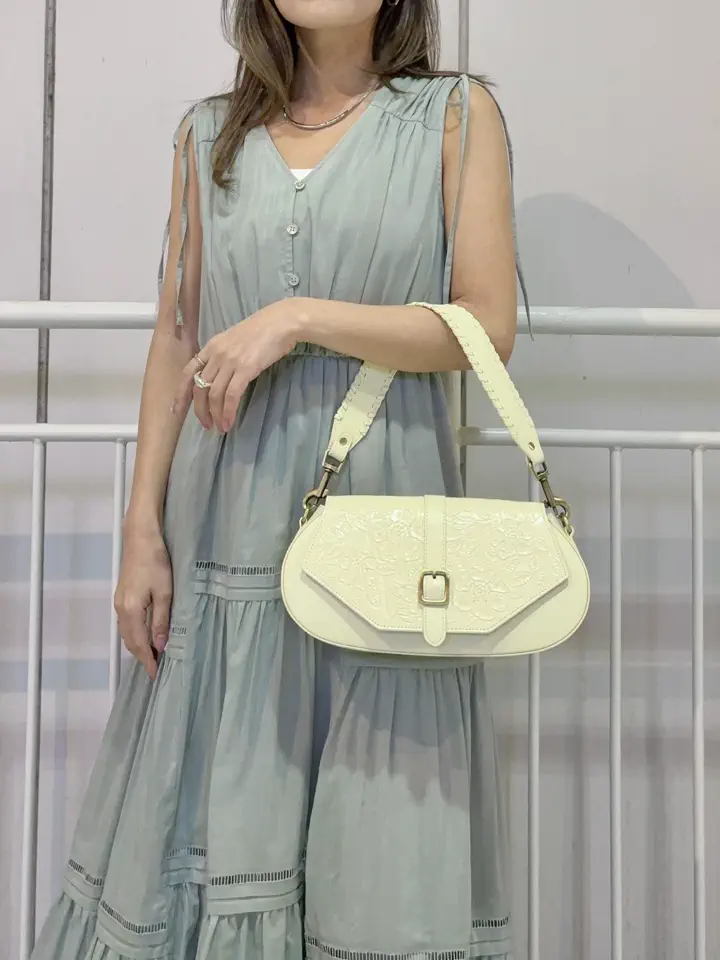 GRACE CONTINENTAL yukimi yonee コーディネート画像