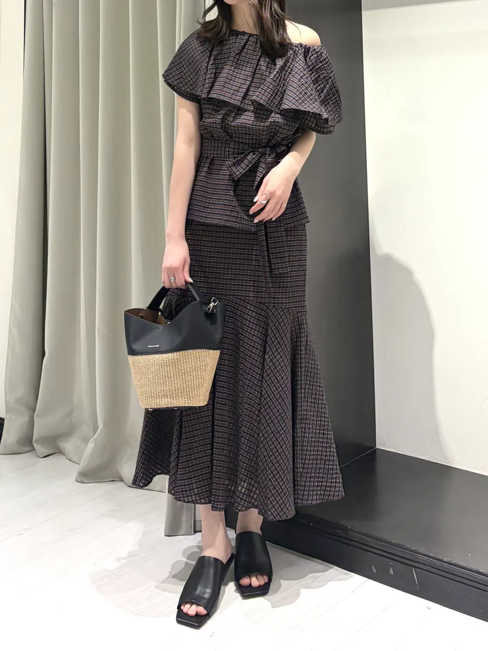 GRACE CONTINENTAL kobayashi コーディネート画像