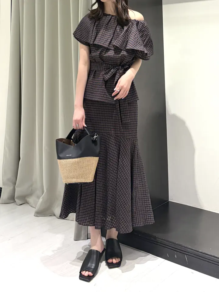 GRACE CONTINENTAL kobayashi コーディネート画像