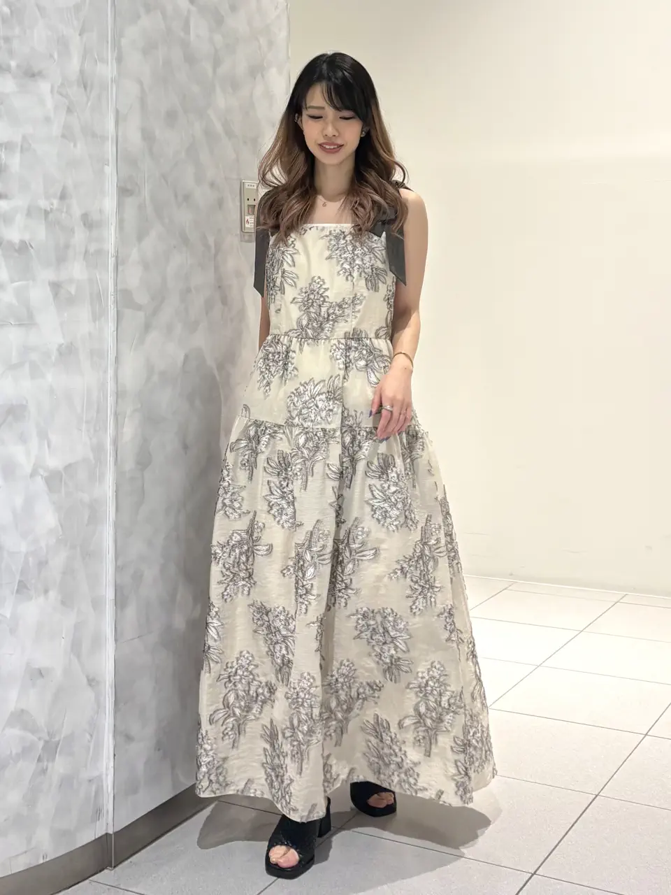 GRACE CONTINENTAL FUKUSHIMA YURIE コーディネート画像