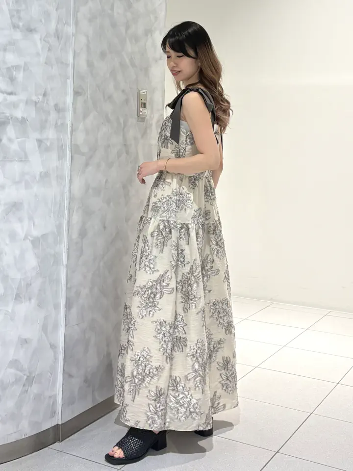 GRACE CONTINENTAL FUKUSHIMA YURIE コーディネート画像