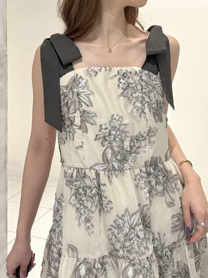 GRACE CONTINENTAL FUKUSHIMA YURIE コーディネート画像