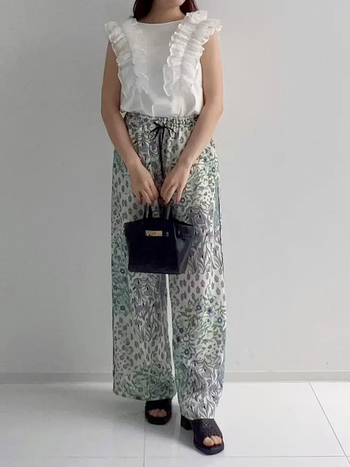 GRACE CONTINENTAL RIKO コーディネート画像