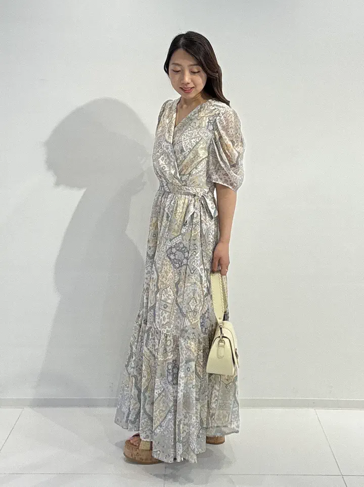 GRACE CONTINENTAL HIGASHIGAWA.R コーディネート画像