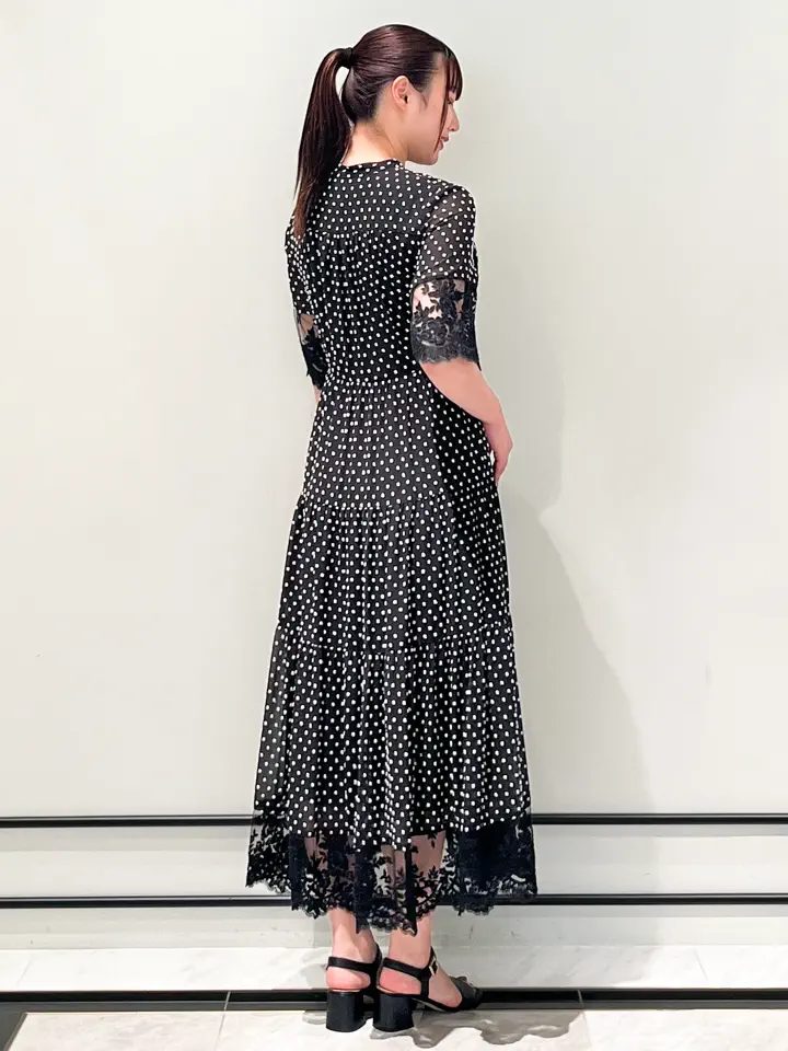 GRACE CONTINENTAL CHISAKO.S コーディネート画像