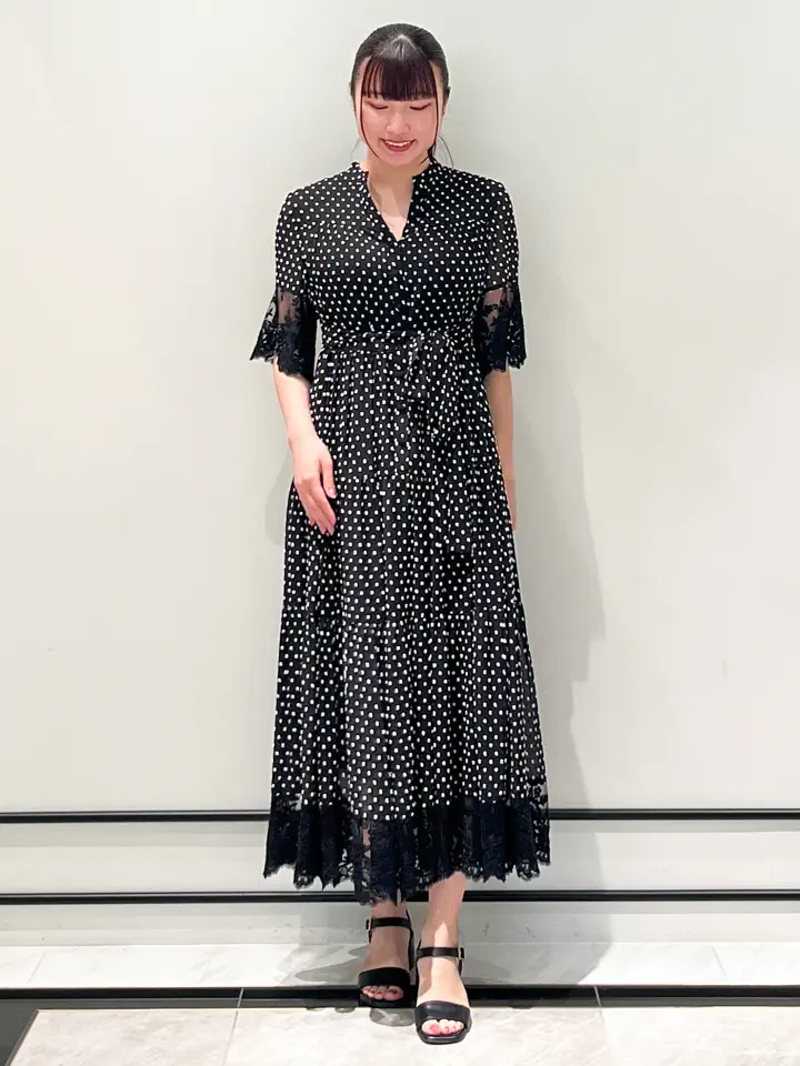 GRACE CONTINENTAL CHISAKO.S コーディネート画像