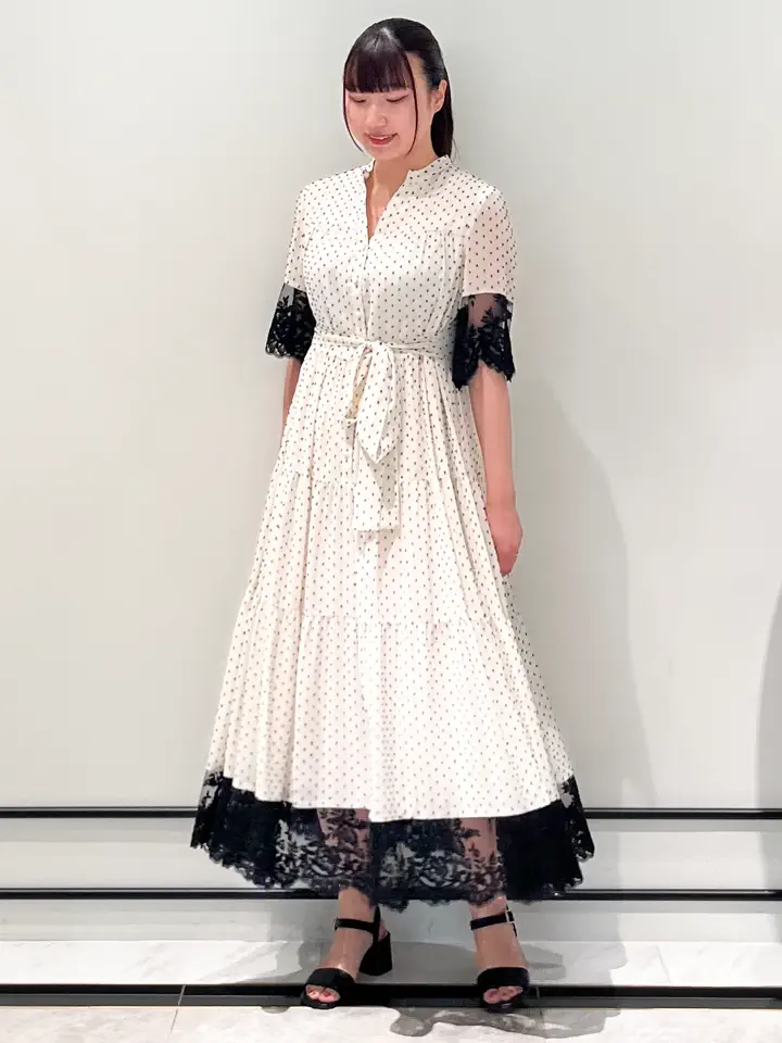 GRACE CONTINENTAL CHISAKO.S コーディネート画像