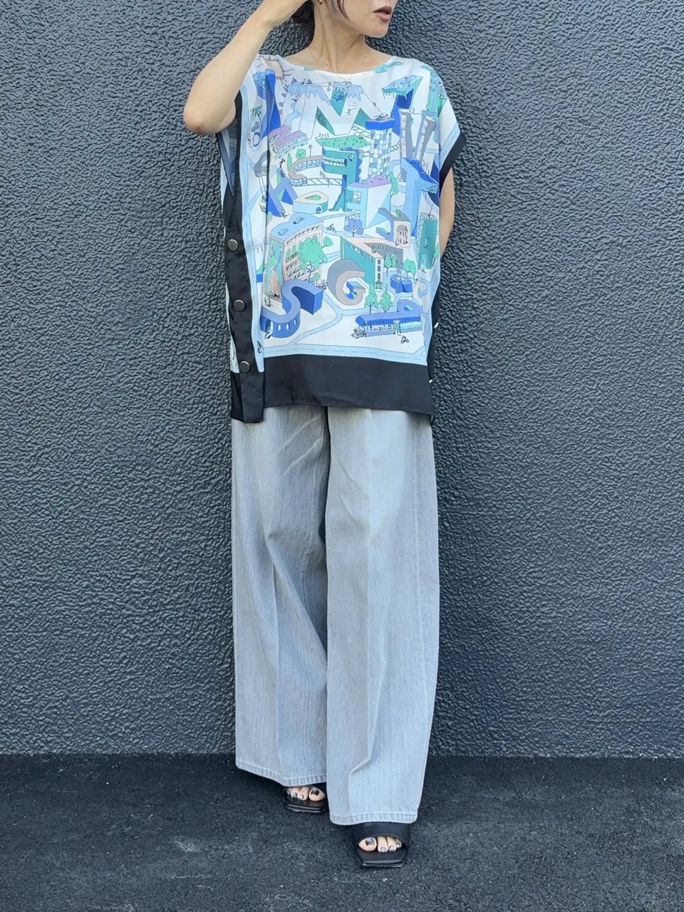 GRACE CONTINENTAL 穐山　香織 コーディネート画像