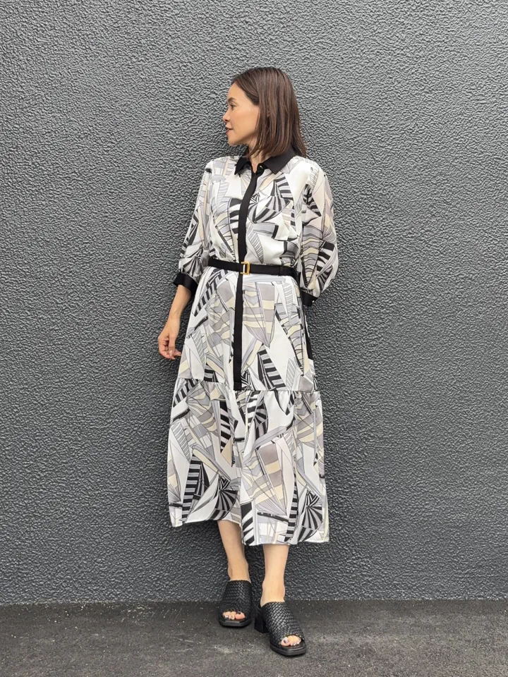 GRACE CONTINENTAL 穐山　香織 コーディネート画像