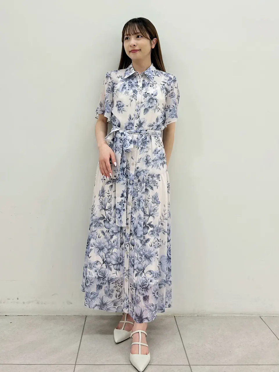 GRACE CONTINENTAL Miu Akamatsu コーディネート画像