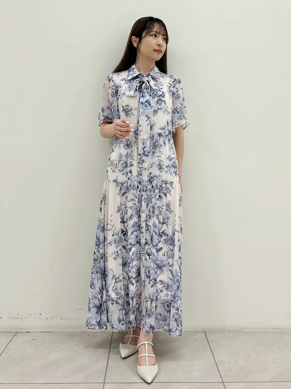 GRACE CONTINENTAL Miu Akamatsu コーディネート画像