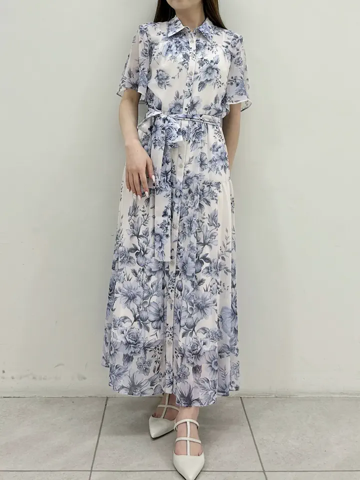 GRACE CONTINENTAL Miu Akamatsu コーディネート画像