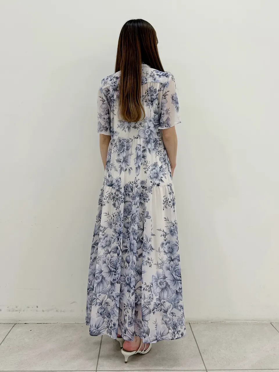 GRACE CONTINENTAL Miu Akamatsu コーディネート画像