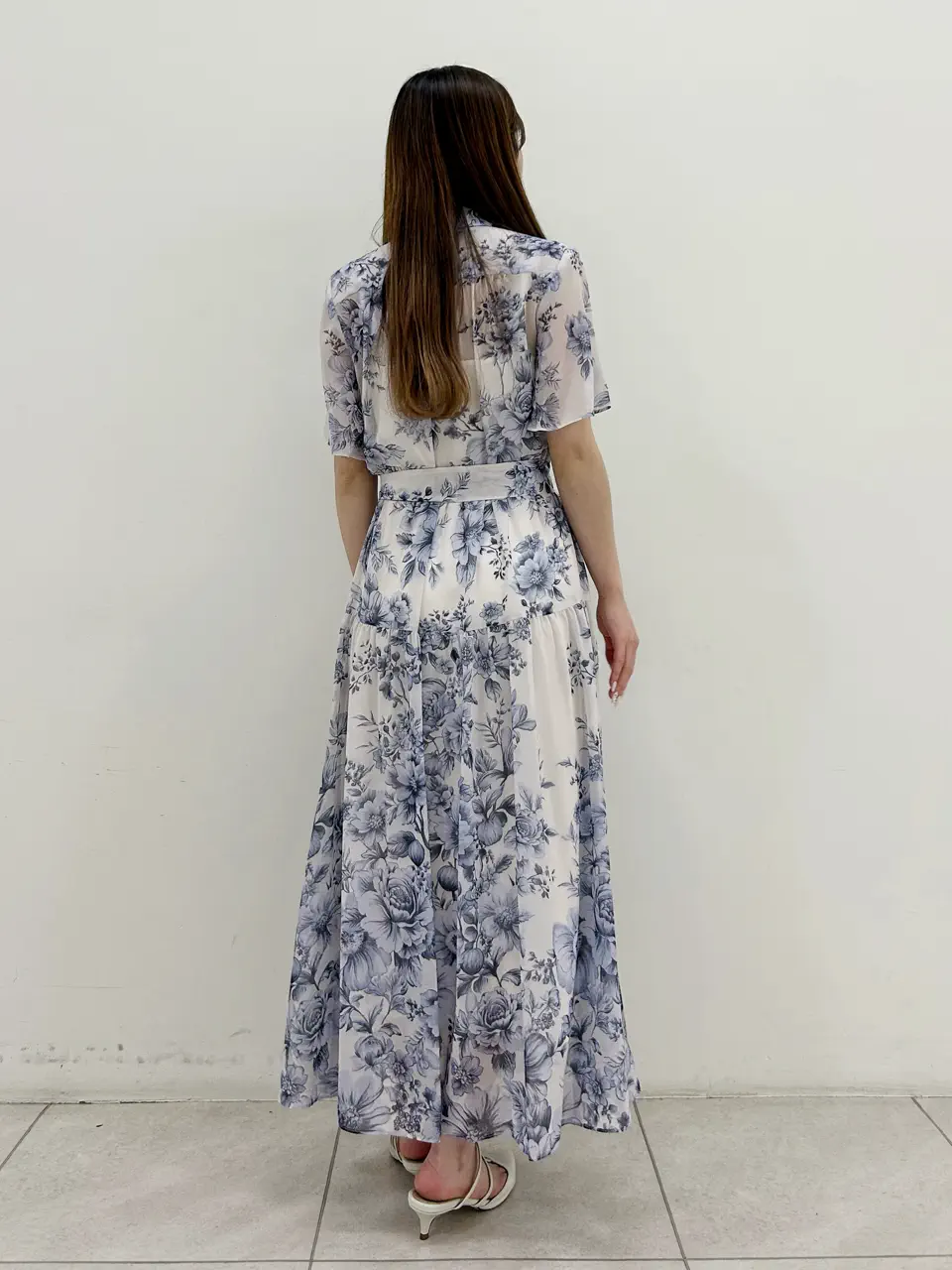 GRACE CONTINENTAL Miu Akamatsu コーディネート画像