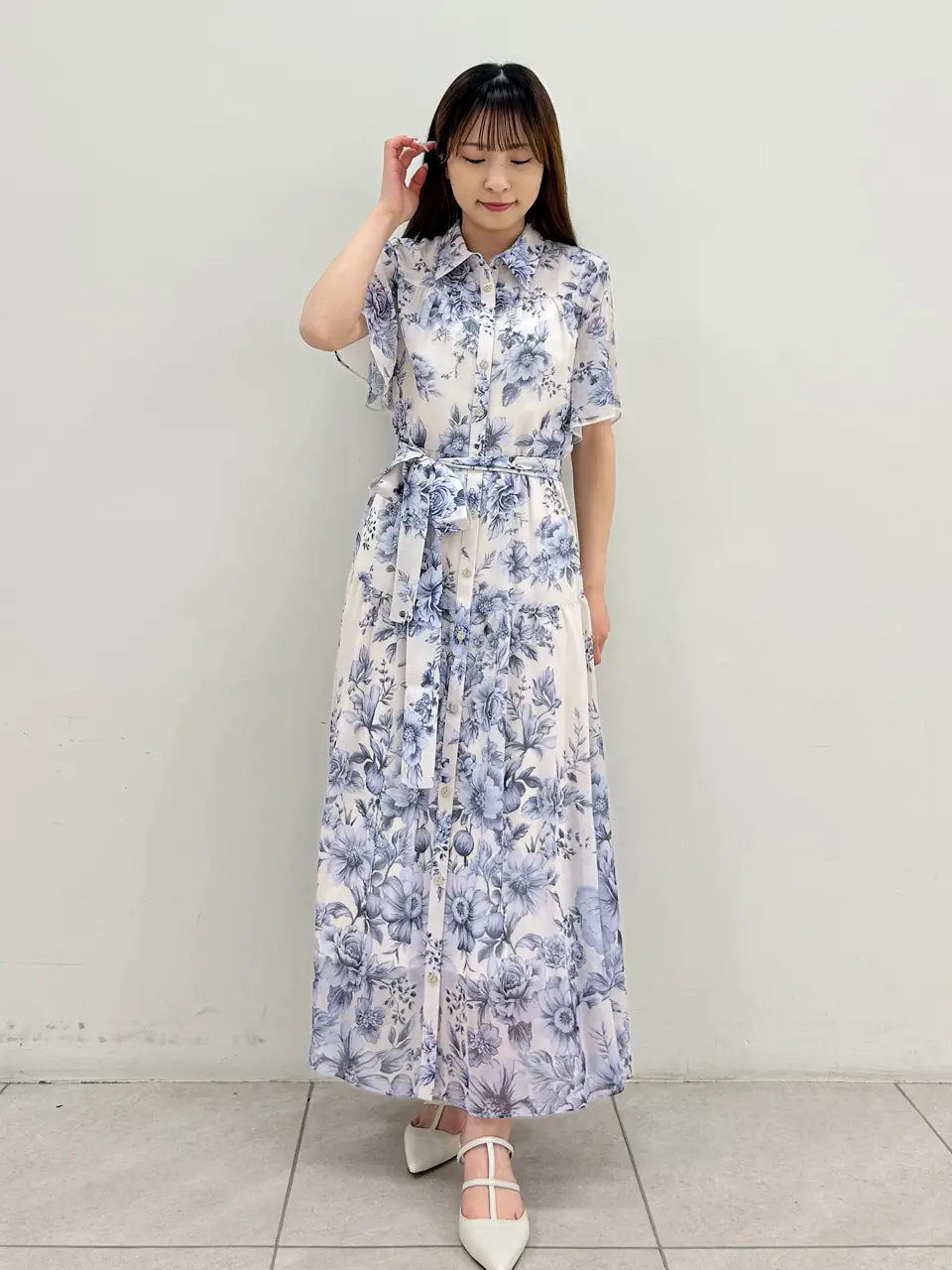 GRACE CONTINENTAL Miu Akamatsu コーディネート画像