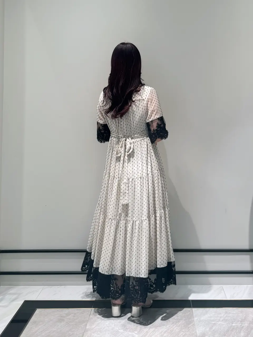 GRACE CONTINENTAL MOMOKO コーディネート画像