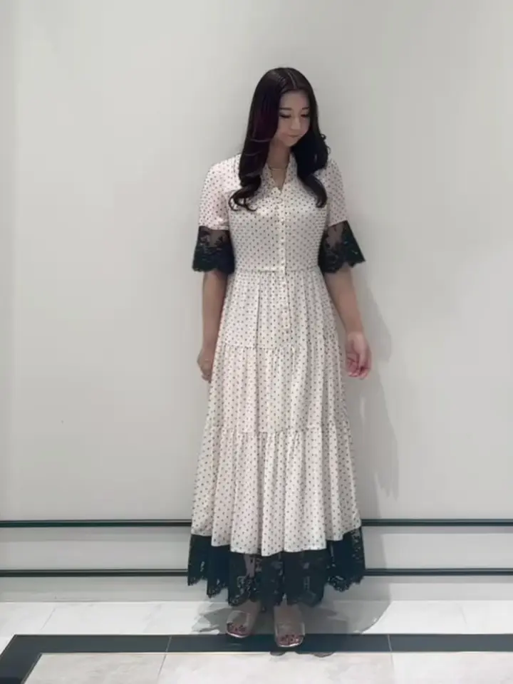 GRACE CONTINENTAL MOMOKO コーディネート画像