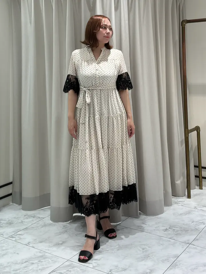 GRACE CONTINENTAL Izumi コーディネート画像