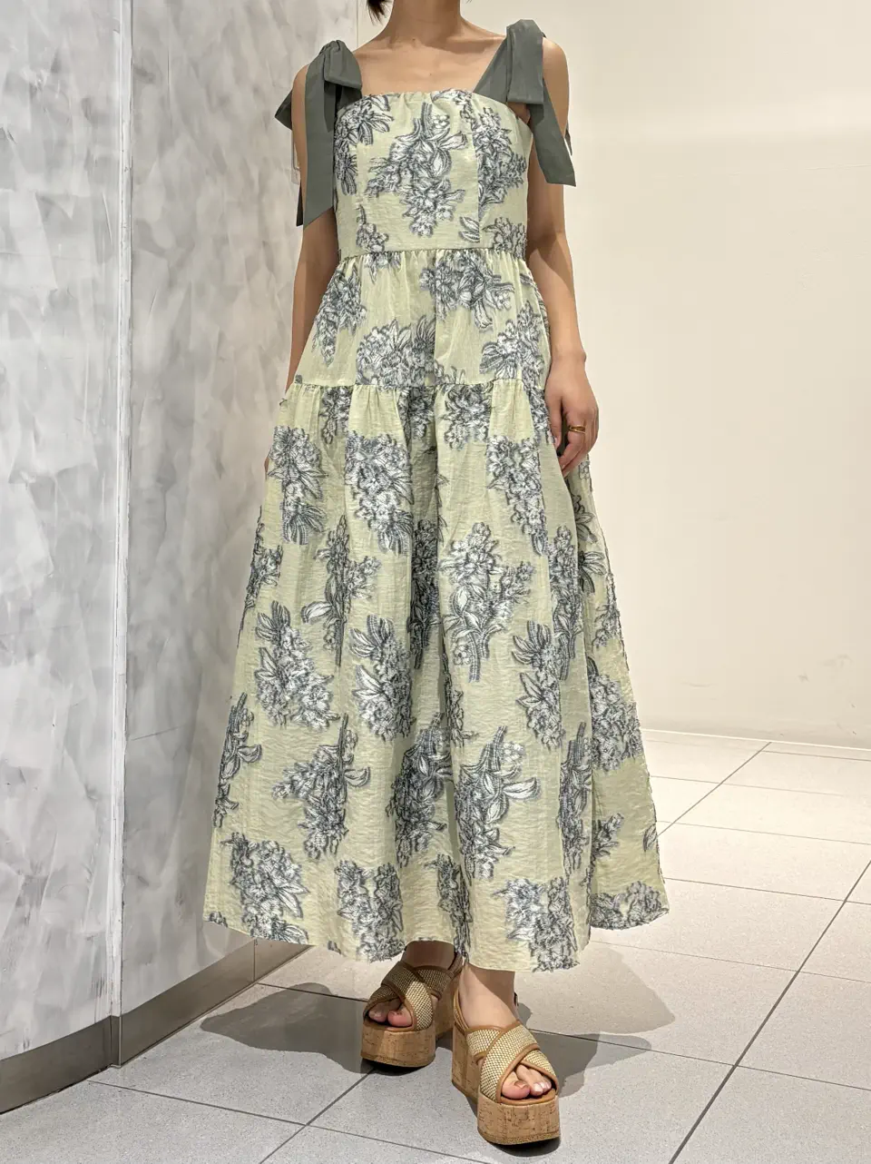 GRACE CONTINENTAL 岩永 春佳 コーディネート画像