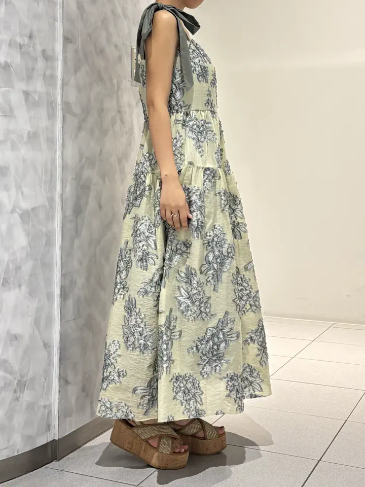 GRACE CONTINENTAL 岩永 春佳 コーディネート画像