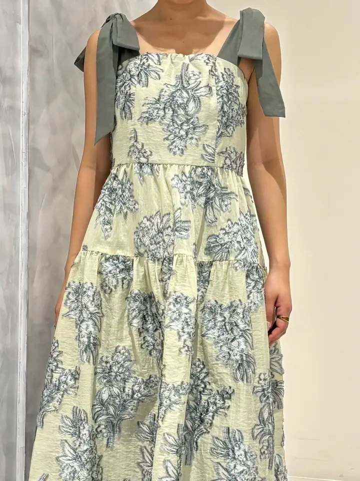 GRACE CONTINENTAL 岩永 春佳 コーディネート画像