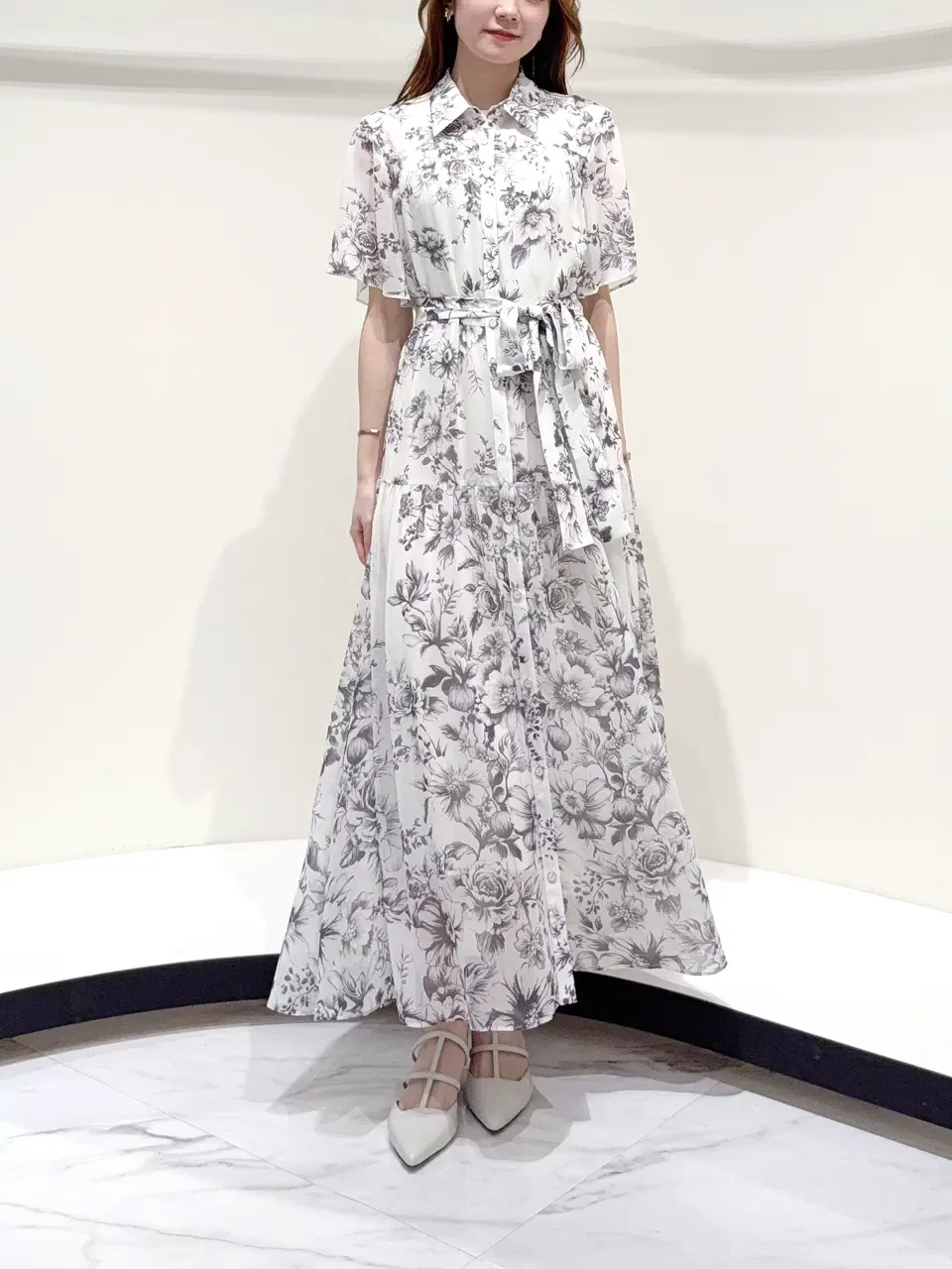 GRACE CONTINENTAL Suzuka コーディネート画像