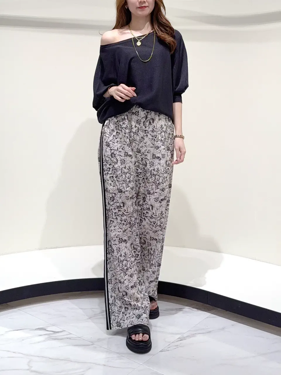 GRACE CONTINENTAL Suzuka コーディネート画像