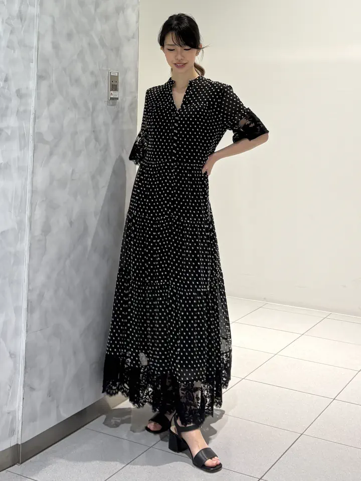 GRACE CONTINENTAL FUKUSHIMA YURIE コーディネート画像