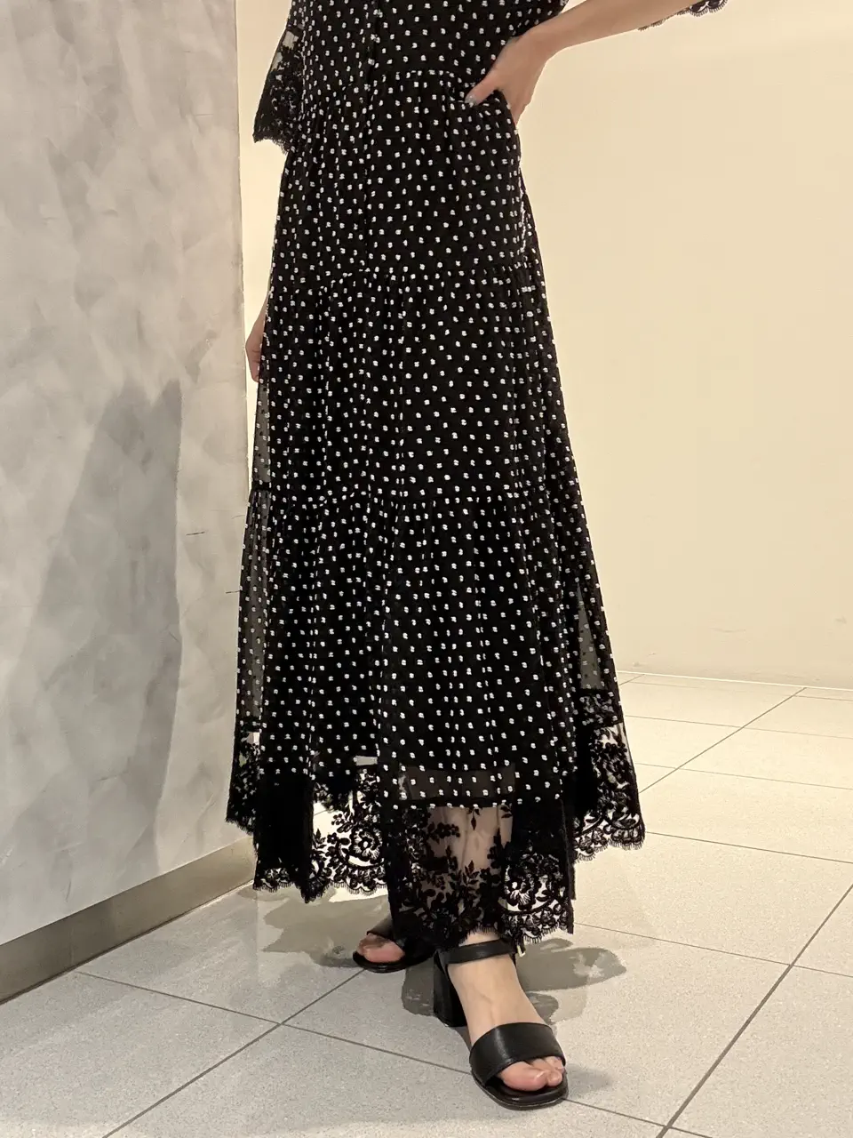 GRACE CONTINENTAL FUKUSHIMA YURIE コーディネート画像