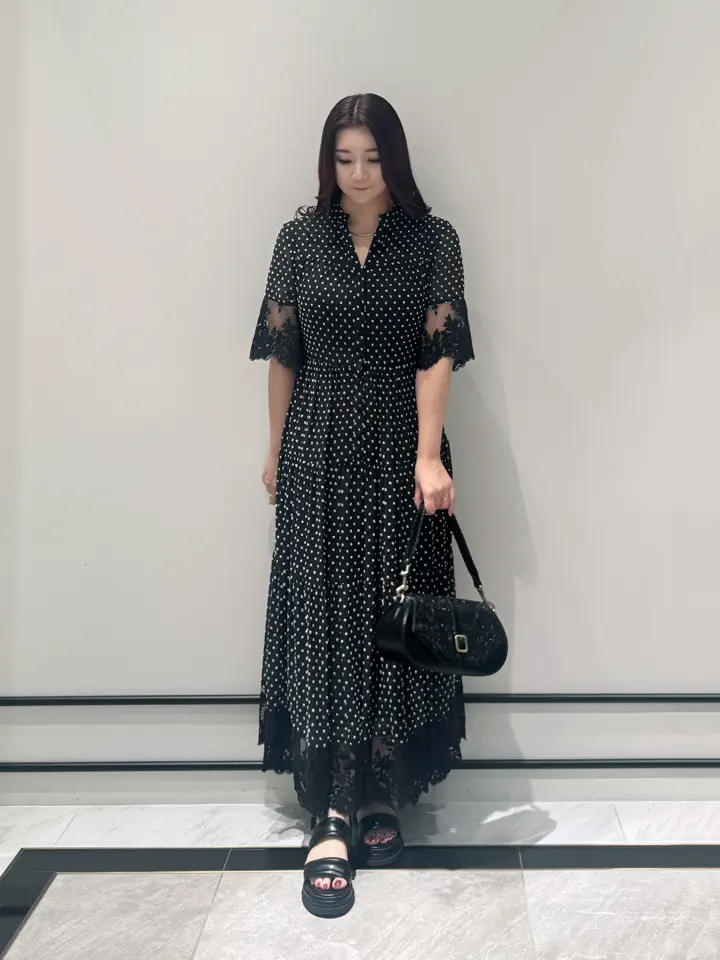 GRACE CONTINENTAL MOMOKO コーディネート画像