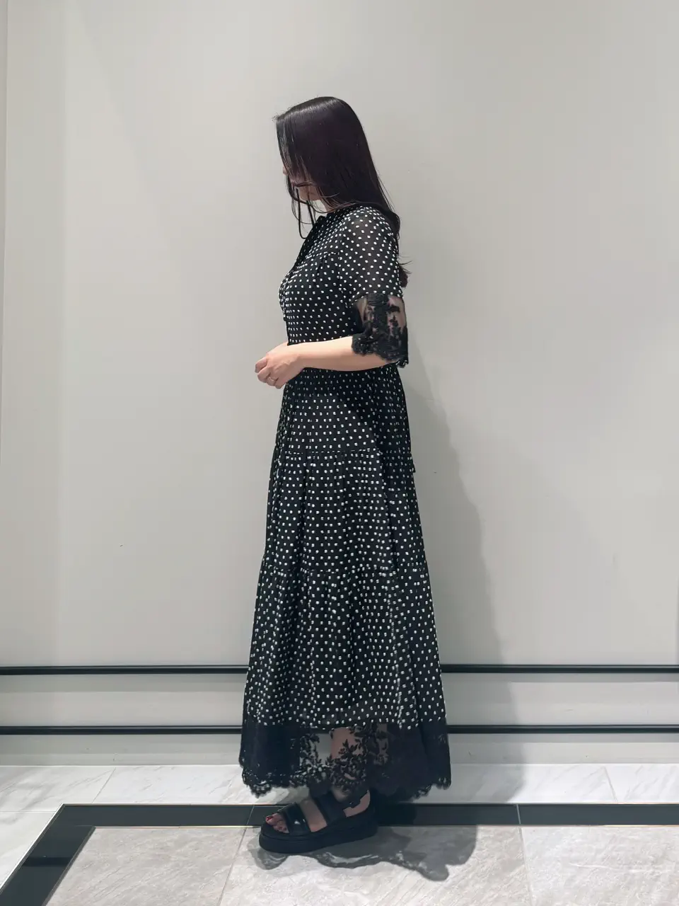 GRACE CONTINENTAL MOMOKO コーディネート画像