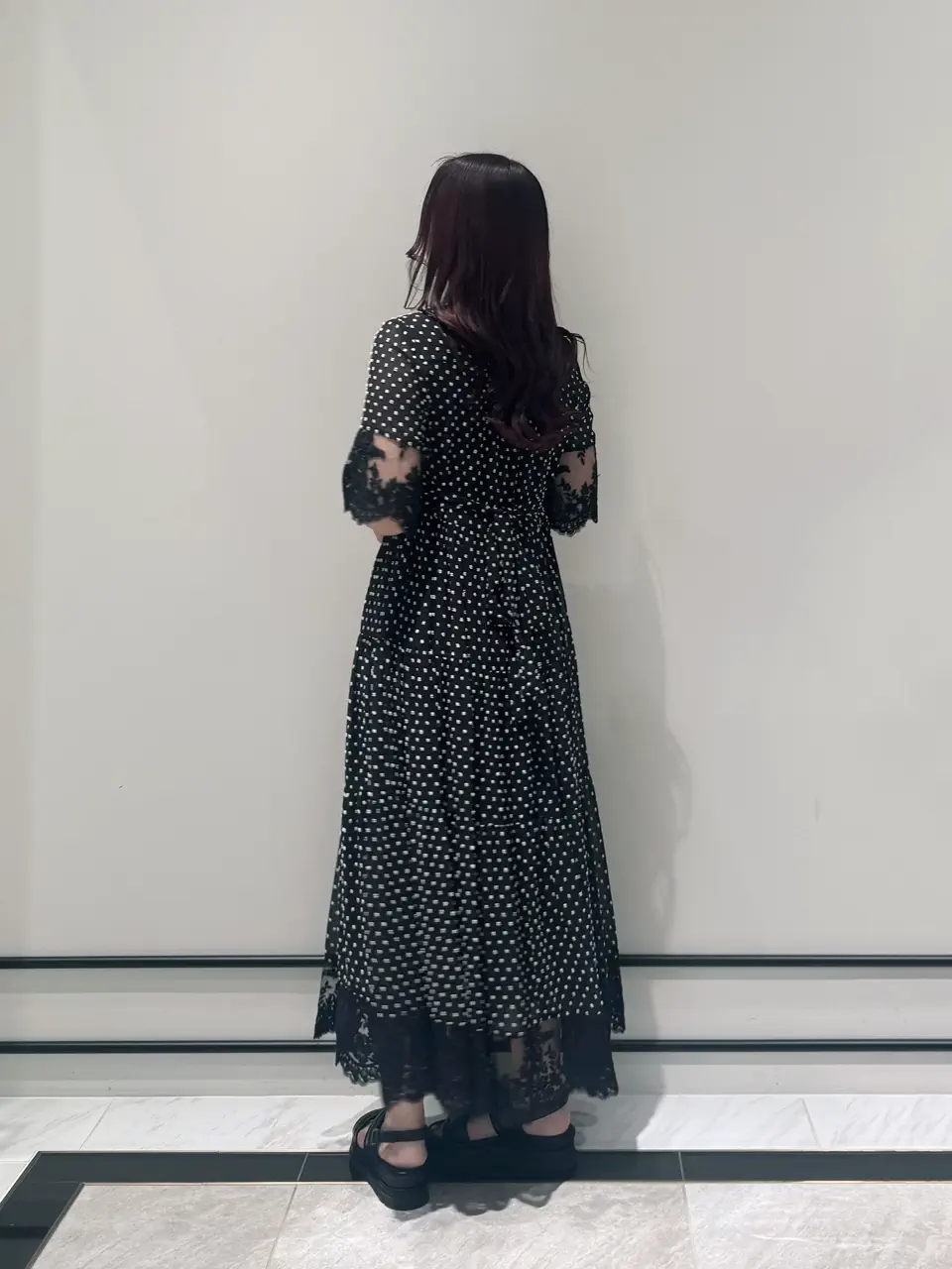 GRACE CONTINENTAL MOMOKO コーディネート画像