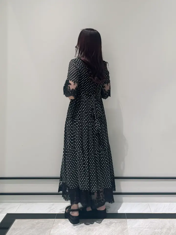 GRACE CONTINENTAL MOMOKO コーディネート画像