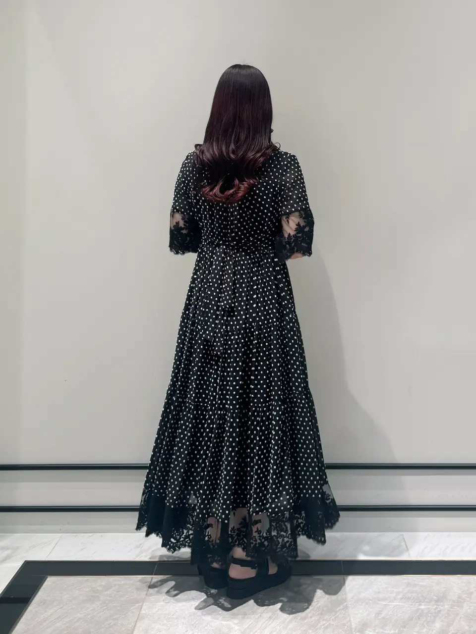 GRACE CONTINENTAL MOMOKO コーディネート画像