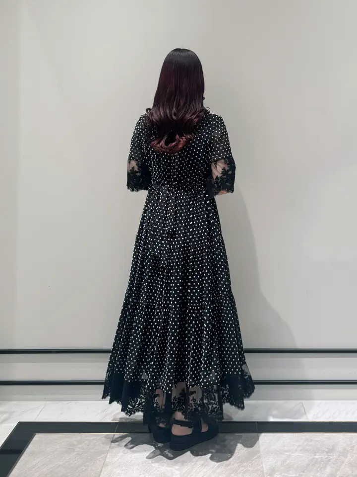 GRACE CONTINENTAL MOMOKO コーディネート画像