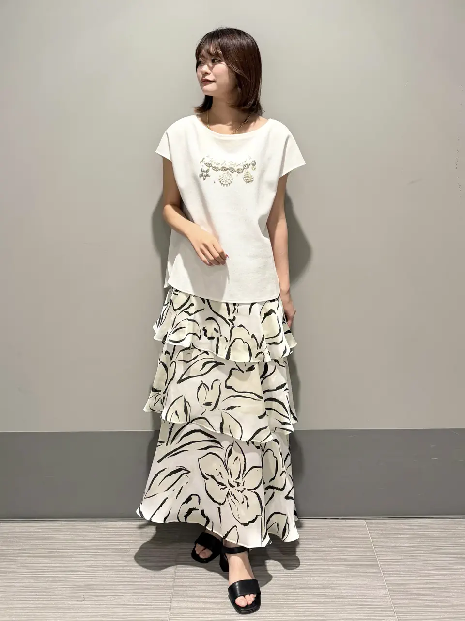 GRACE CONTINENTAL MORITA AI コーディネート画像