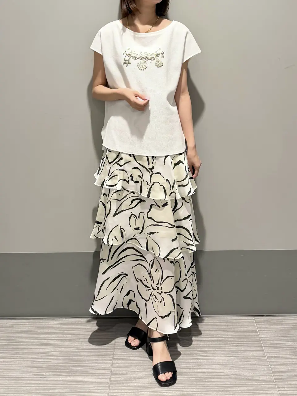 GRACE CONTINENTAL MORITA AI コーディネート画像